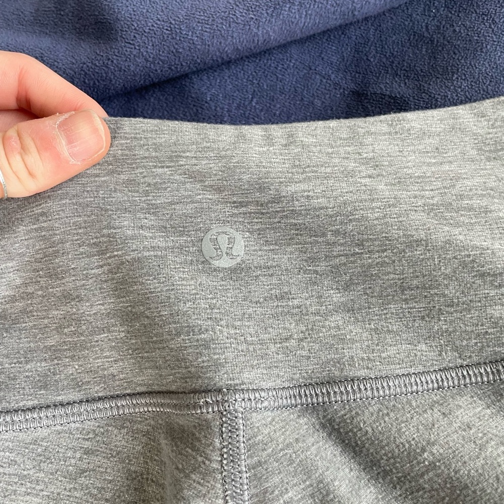 Gray lulu lemon leggings. Women’s small/XS.
